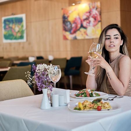 Bilyana Beach Hotel نيسيبار المظهر الخارجي الصورة